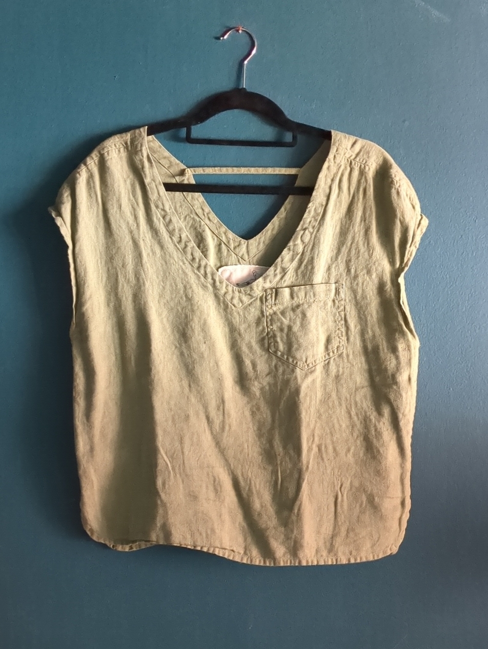 notPERFECTLINEN 100% linen Sage/Mint Green  V-Neck Pocket Tank